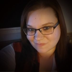 Meet your Posher, Connie